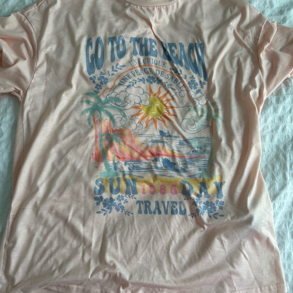 Beachy t shirt